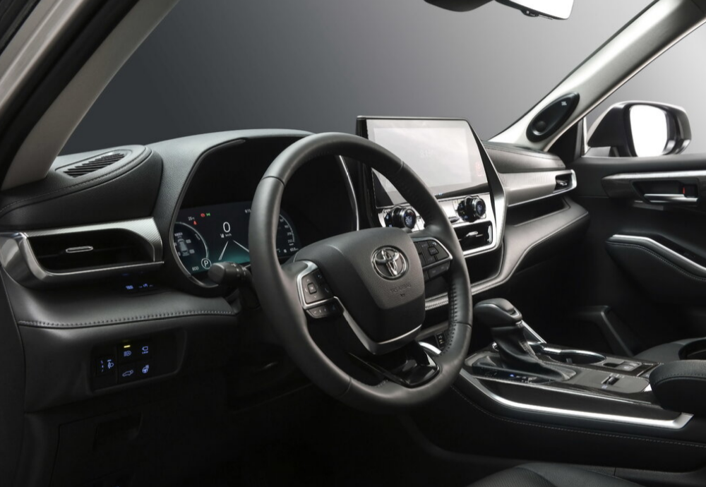 Салон Toyota Highlander