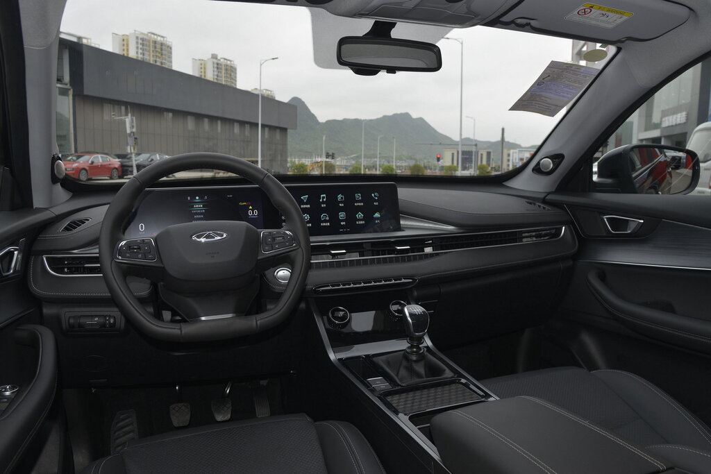 Chery Tiggo7 PLUS интерьер