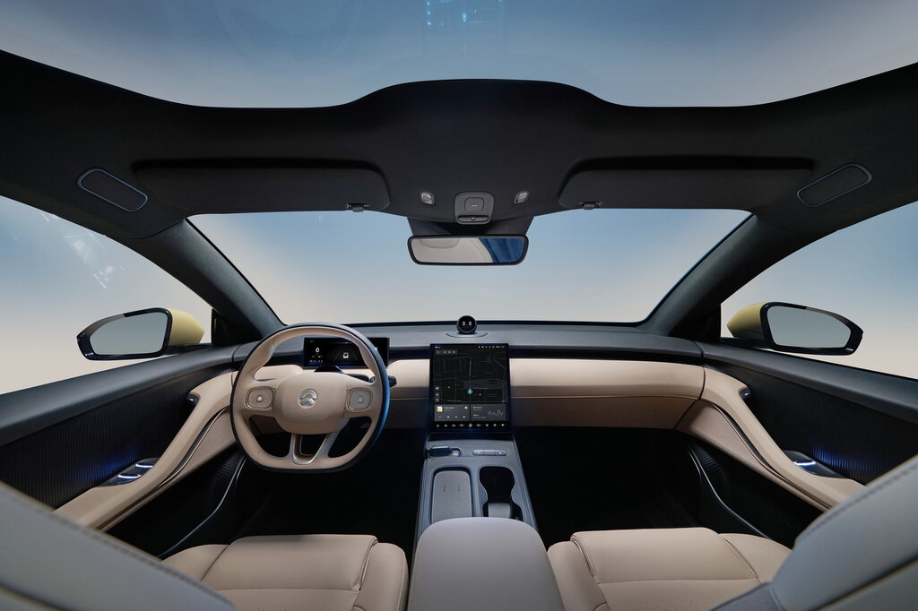 NIO ET5 интерьер
